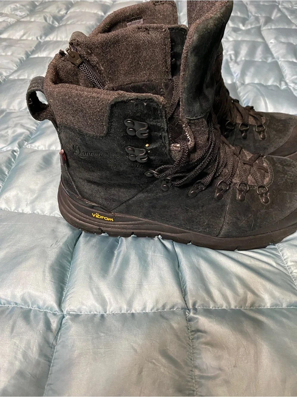 NWOT Danner Artic 600 Zip Men's Black Suede Waterproof Hiking Boots Sz 9.5.